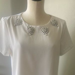 White beaded detail banana republic women’s size M blouse